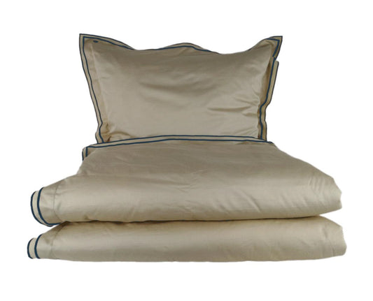 MEGAM Bettbezug-Set mit dunkelblauer Stickerei auf beigem Stoff (140x200 cm)