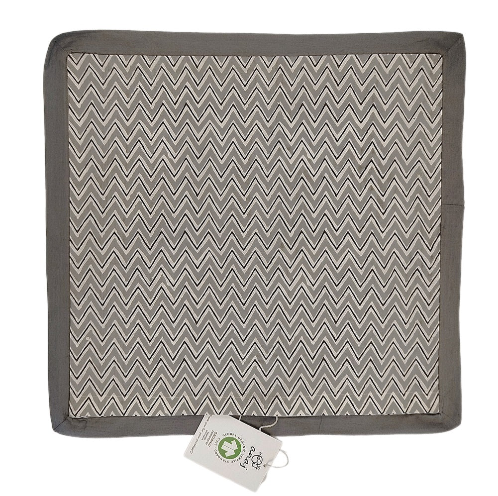 Handcrafted Cotton Cushion Cover - 45x45 cm - YELI Collection