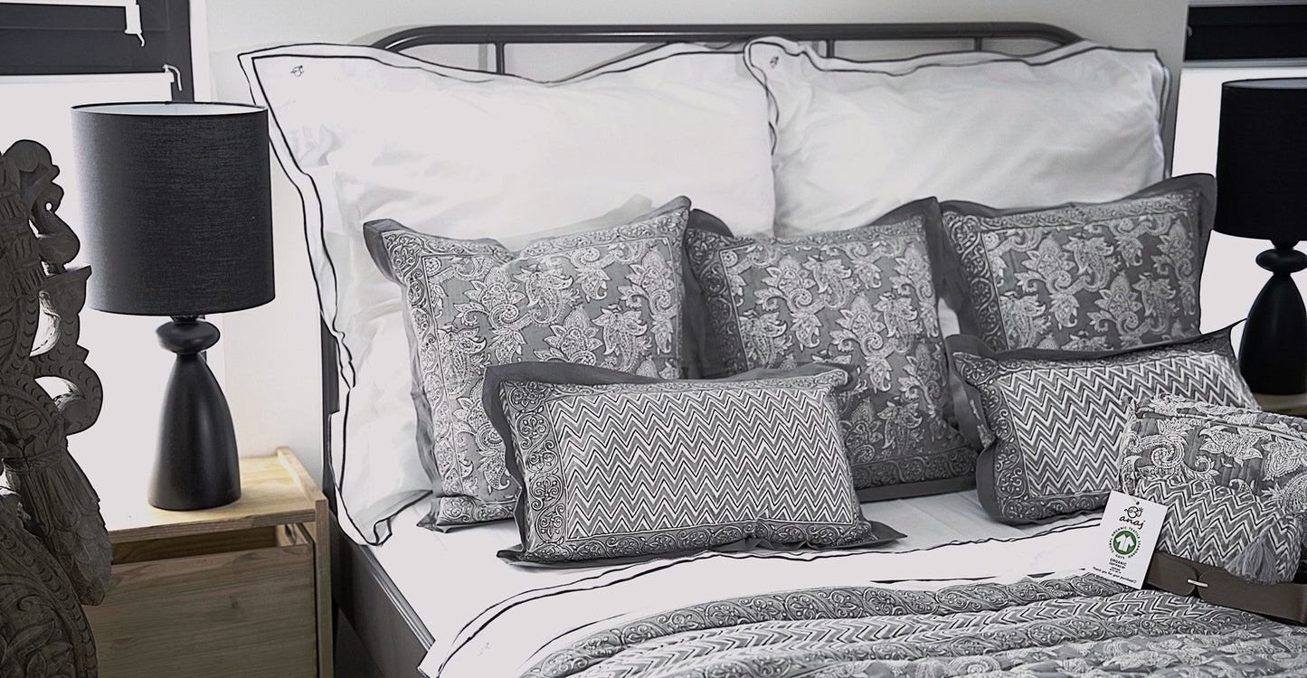 YELI Handgefertigte Große Toilettentasche aus Bio-Baumwolle – 30x20 cm